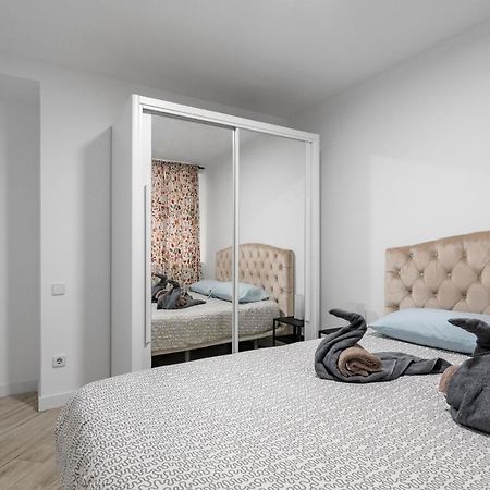 El Triangulo Del Arte - Jacuzzi Apartment Madrid Luaran gambar