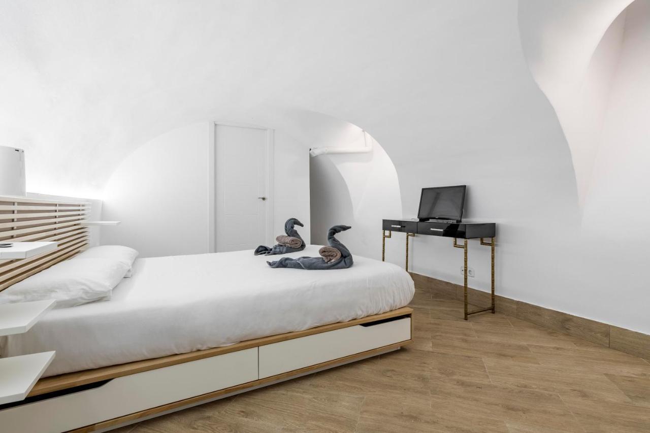 El Triangulo Del Arte - Jacuzzi Apartment Madrid Luaran gambar